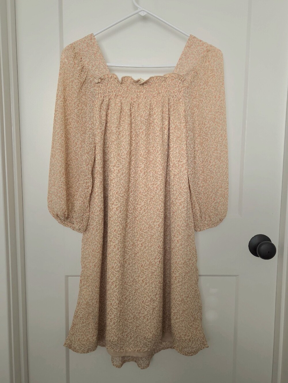 Indigo Rose Smocked Floral Dress in Peach/Cream. Size M. #SW - Picture 2 of 7